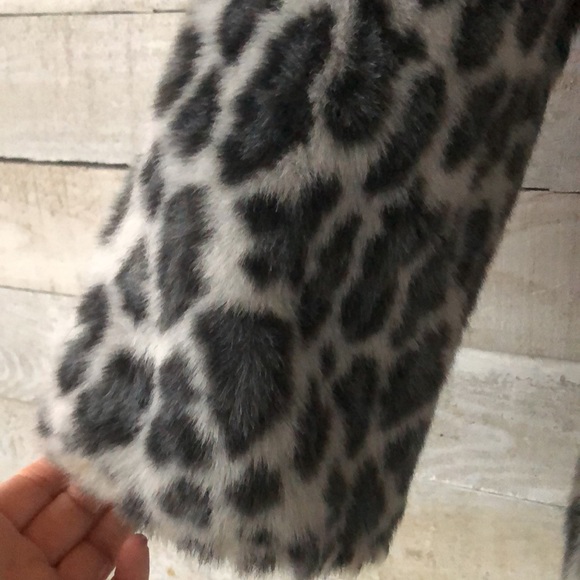 Gorgeous leopard print hooded jacket - Picture 4 of 12